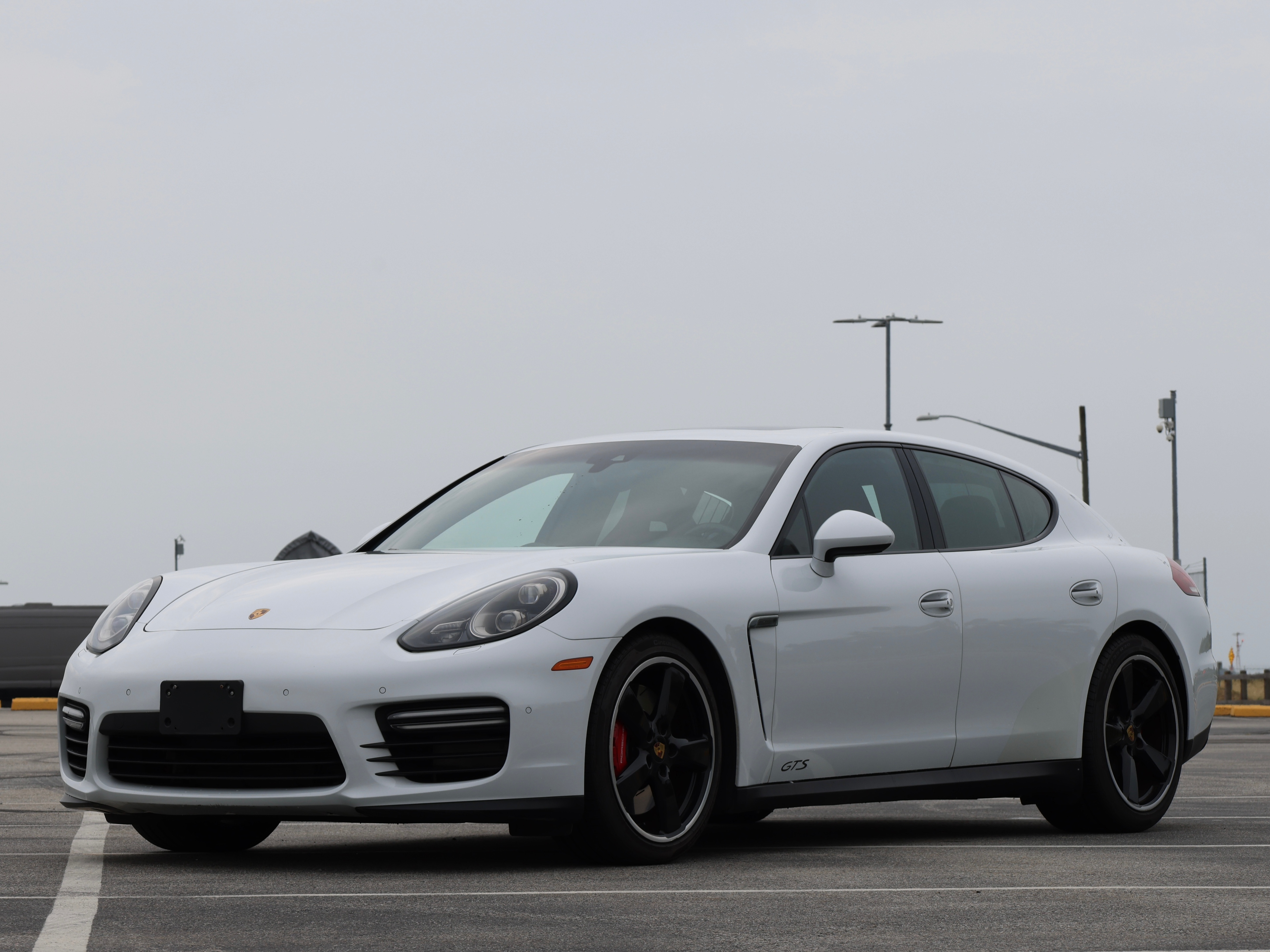 2016 Porsche panamera gts - Image 3